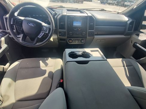 Used 2020 Ford F250 XL w/ STX Appearance Package image 5