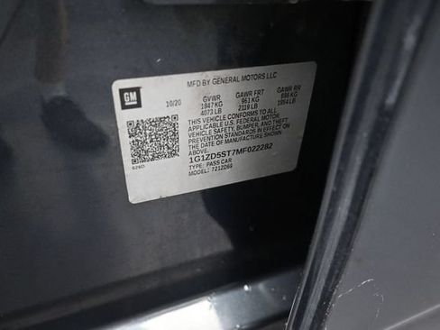 Used 2021 Chevrolet Malibu LT FWD image 18