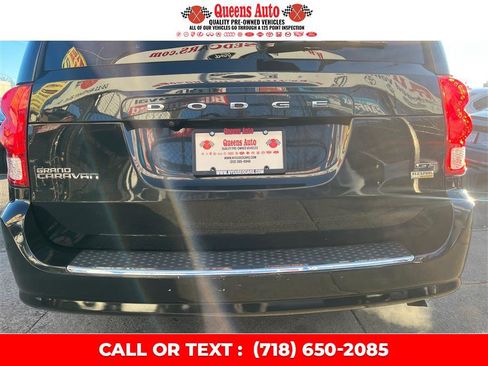 Used 2019 Dodge Grand Caravan GT image 28