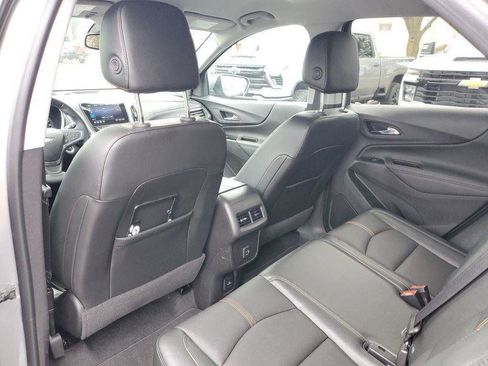 Used 2023 Chevrolet Equinox Premier image 29