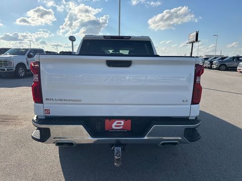 Used 2022 Chevrolet Silverado 1500 LT w/ Z71 Off-Road Package image 7