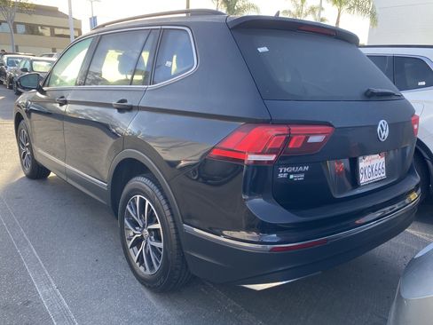 Used 2020 Volkswagen Tiguan SEL image 3