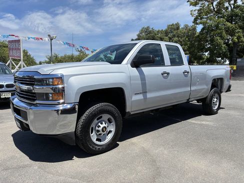 Used 2016 Chevrolet Silverado 2500 W/T AWD/4WD image 1