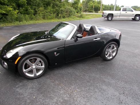Used 2007 Pontiac Solstice GXP w/ Premium Package RWD image 36