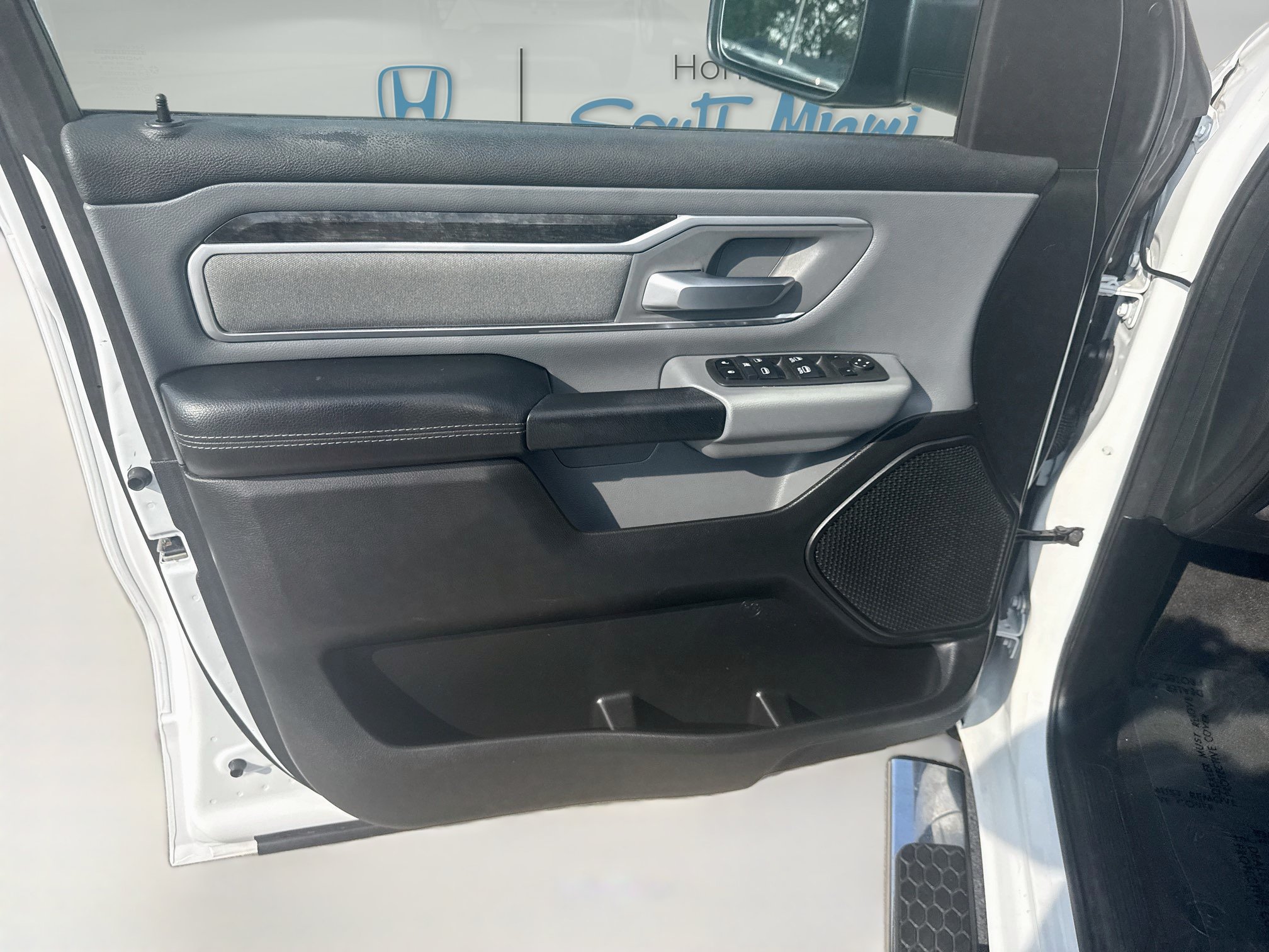 Used 2022 RAM 1500 Big Horn RWD image 19