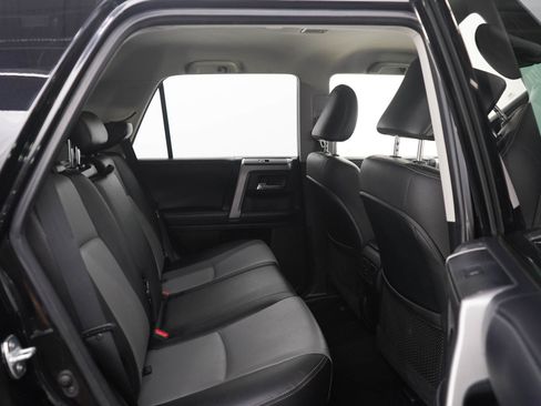 Used 2018 Toyota 4Runner SR5 Premium AWD/4WD image 12