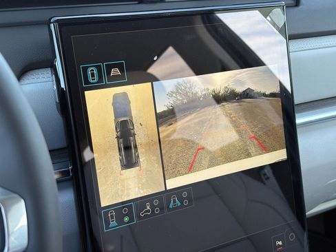 New 2026 GMC Terrain Denali w/ LPO, Floor Liner Package image 26