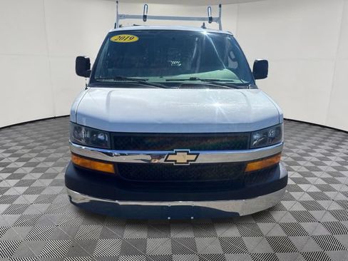 Used 2019 Chevrolet Express 2500 w/ Driver Convenience Package RWD image 8