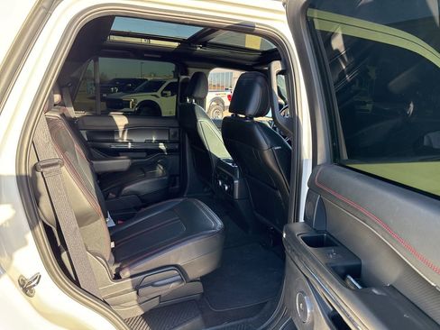 Used 2021 Ford Expedition Limited image 12