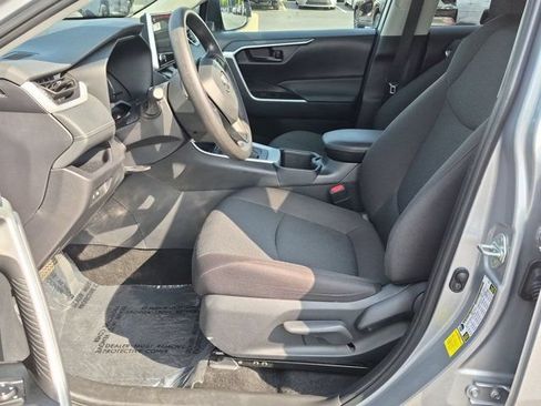 Certified 2025 Toyota RAV4 LE FWD image 9