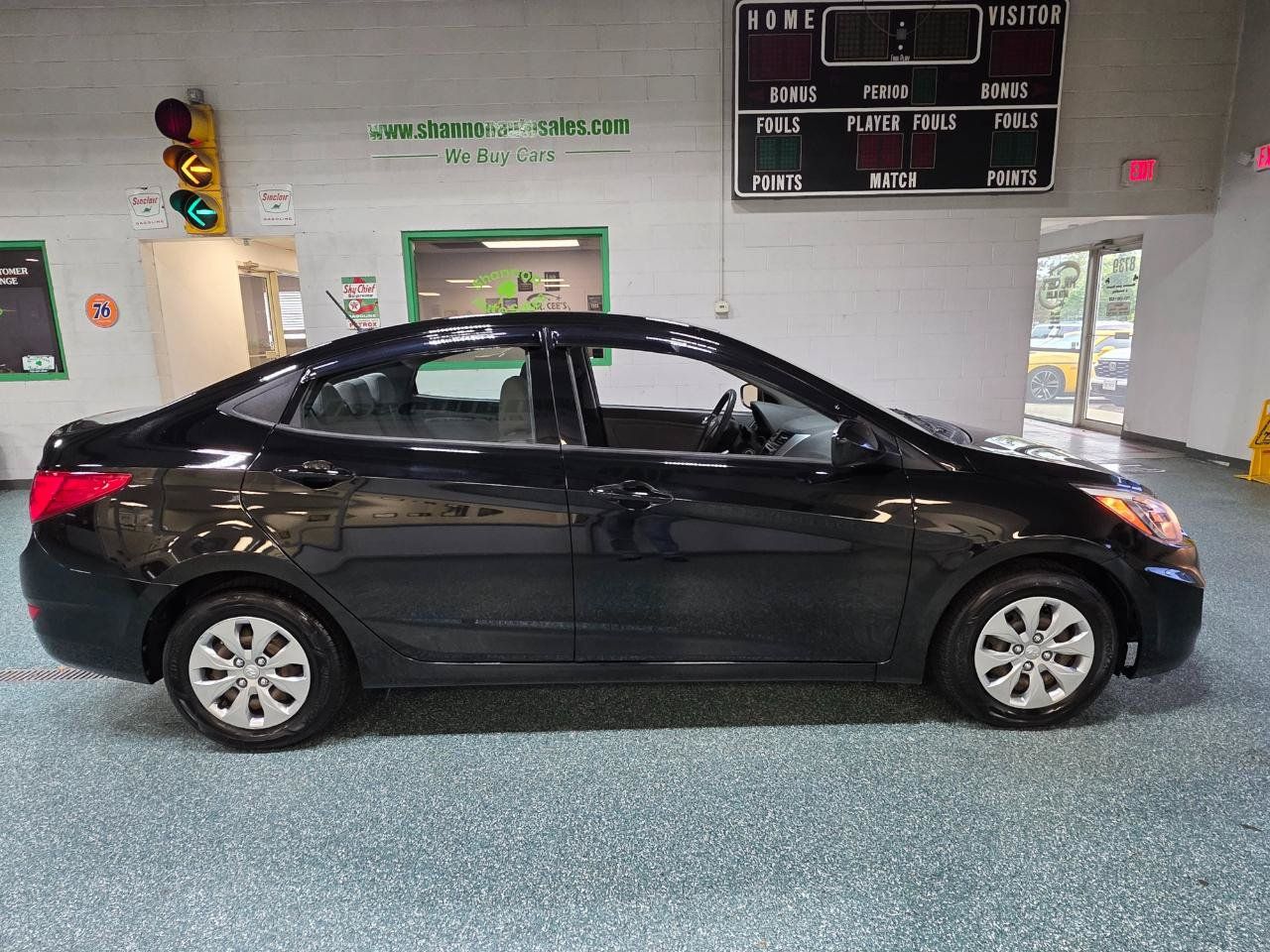 Used 2017 Hyundai Accent SE FWD image 5