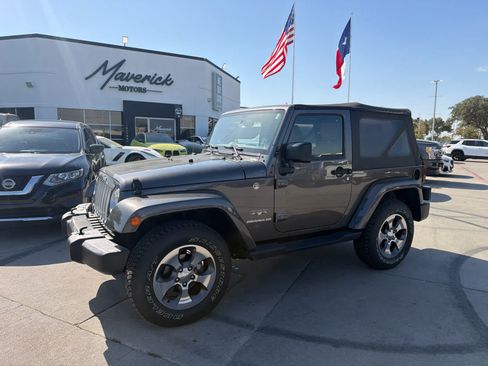 Used 2016 Jeep Wrangler Sahara w/ Connectivity Group AWD/4WD image 1