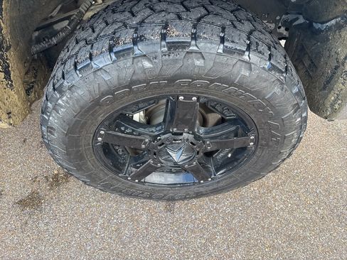 Used 2020 Toyota Tundra SR5 image 10