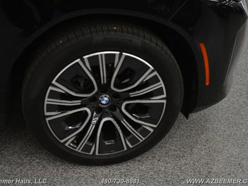 Used 2025 BMW X3 xDrive30i w/ Premium Package image 44