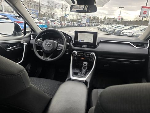 Certified 2025 Toyota RAV4 XLE image 14
