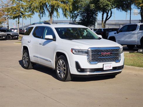 Used 2023 GMC Acadia Denali image 3