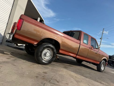 Used 1994 Ford F250 2WD SuperCab image 4