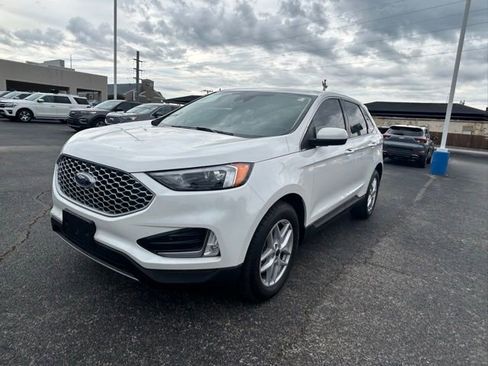 Used 2024 Ford Edge SEL w/ Convenience Package AWD/4WD image 2