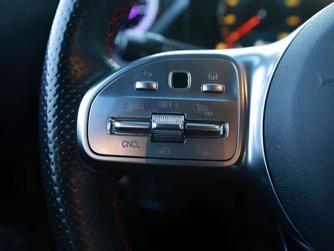 Used 2023 Mercedes-Benz GLA 250 GLA 250 image 37