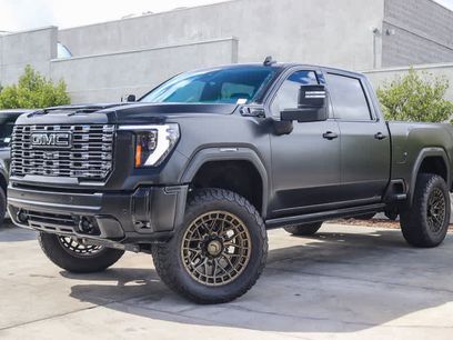 Used 2025 GMC Sierra 2500 Denali Ultimate w/ Max Trailering Package
