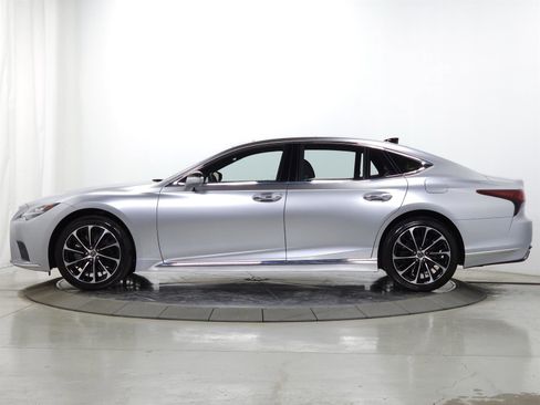 Certified 2023 Lexus LS 500 AWD w/ Luxury Package image 4