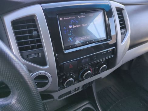 Used 2012 Toyota Tacoma 4x4 Double Cab image 27