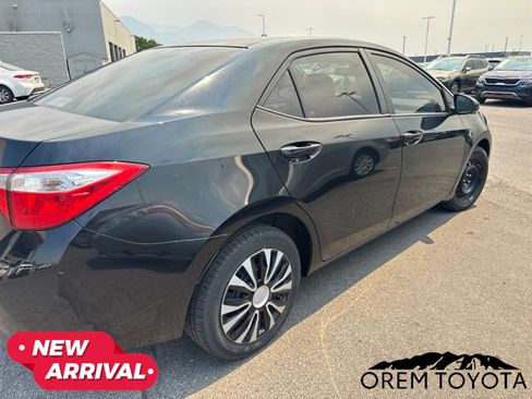 Used 2016 Toyota Corolla LE FWD image 19