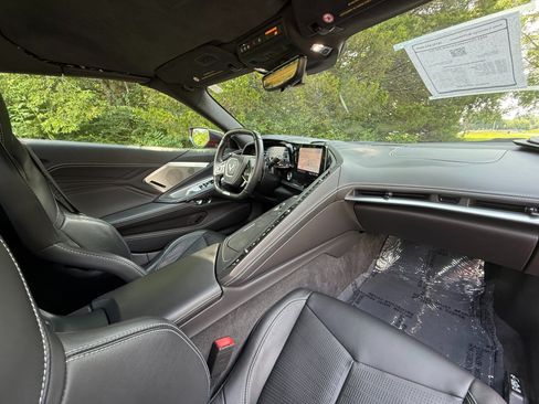 Used 2023 Chevrolet Corvette Z06 RWD image 29