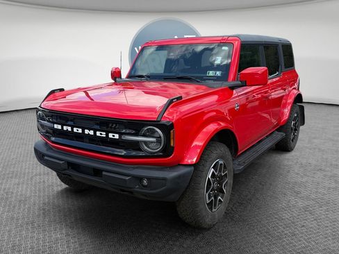 Used 2022 Ford Bronco Outer Banks AWD/4WD image 8