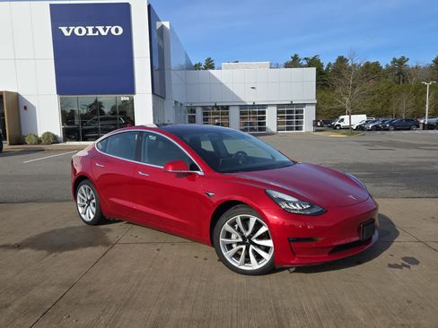 Used 2018 Tesla Model 3 Long Range image 2