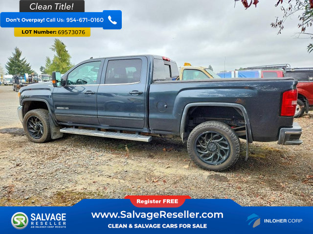 Used 2019 GMC Sierra 3500 SLE w/ SLE Preferred Package AWD/4WD image 3