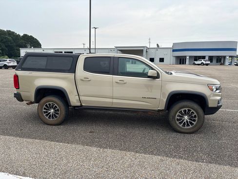 Used 2022 Chevrolet Colorado ZR2 AWD/4WD image 3