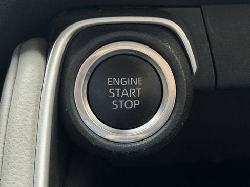 Used 2024 Toyota Grand Highlander Limited image 19