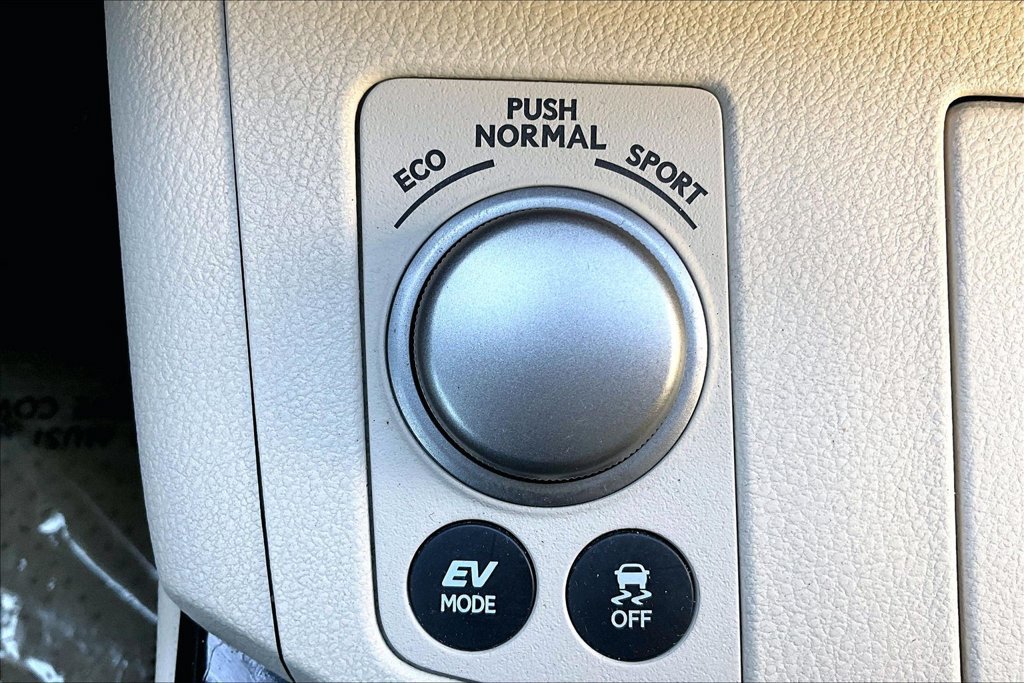 Used 2015 Lexus ES 300h w/ Navigation System Package FWD image 15