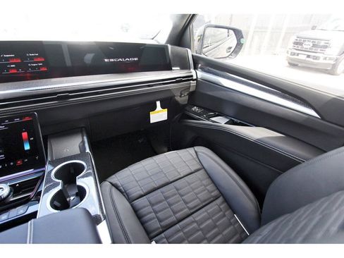 New 2026 Cadillac Escalade V AWD/4WD image 10