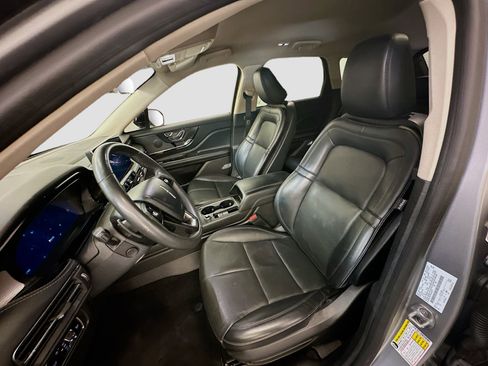 Used 2024 Lincoln Corsair Reserve w/ Equipment Group 201A image 13