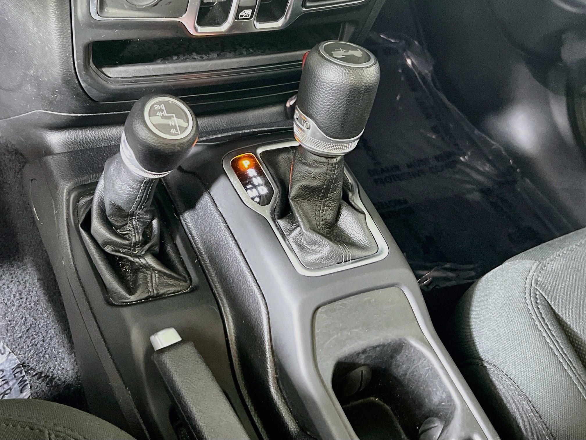 Used 2021 Jeep Wrangler Unlimited Sport AWD/4WD image 16