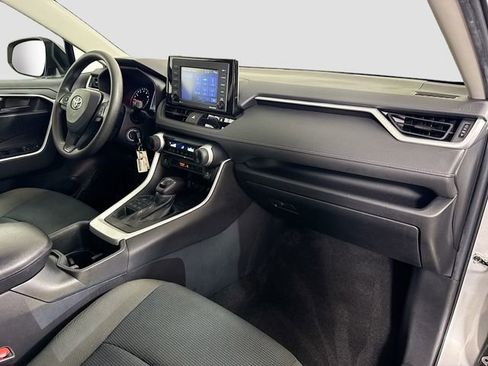 Used 2022 Toyota RAV4 LE AWD/4WD image 30