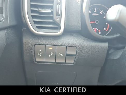 Used 2022 Kia Sportage Nightfall Edition AWD/4WD image 28