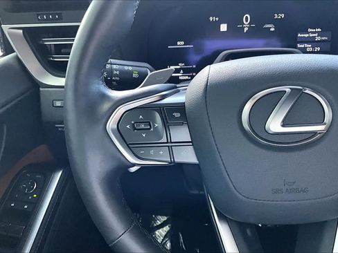 Used 2025 Lexus GX 550 w/ Cold Area Package AWD/4WD image 23