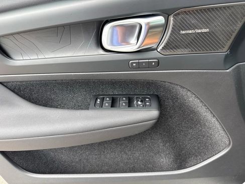 Certified 2023 Volvo XC40 Recharge Ultimate w/ Protection Package Premier AWD/4WD image 15