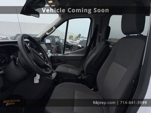 Used 2023 Ford Transit 350 XLT image 8