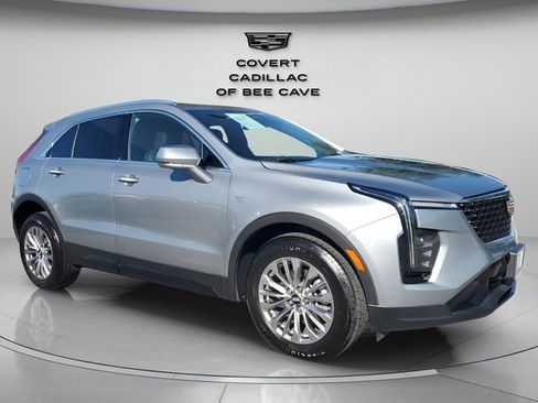 Used 2024 Cadillac XT4 Premium Luxury image 1
