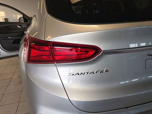 Used 2020 Hyundai Santa Fe SEL w/ Convenience Package image 27