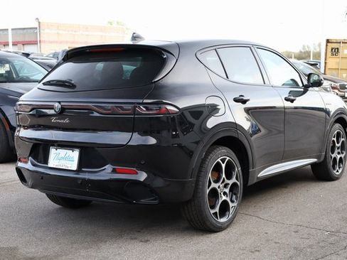 New 2025 Alfa Romeo Tonale Veloce w/ Premium Package image 5