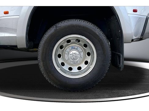 Used 2015 RAM 3500 Laramie AWD/4WD image 40