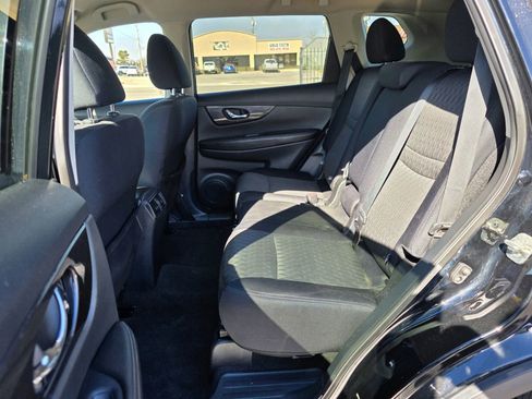 Used 2019 Nissan Rogue S w/ Special Edition Package image 10