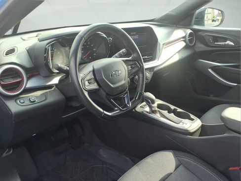Used 2024 Chevrolet Trax RS w/ Driver Confidence Package FWD image 7