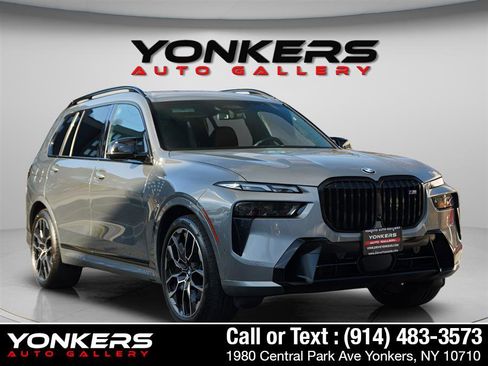 Used 2024 BMW X7 M60i w/ Executive Package image 12