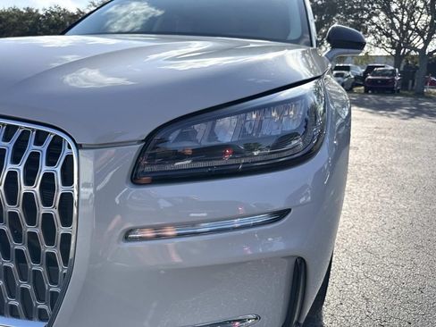 Certified 2023 Lincoln Corsair FWD image 9